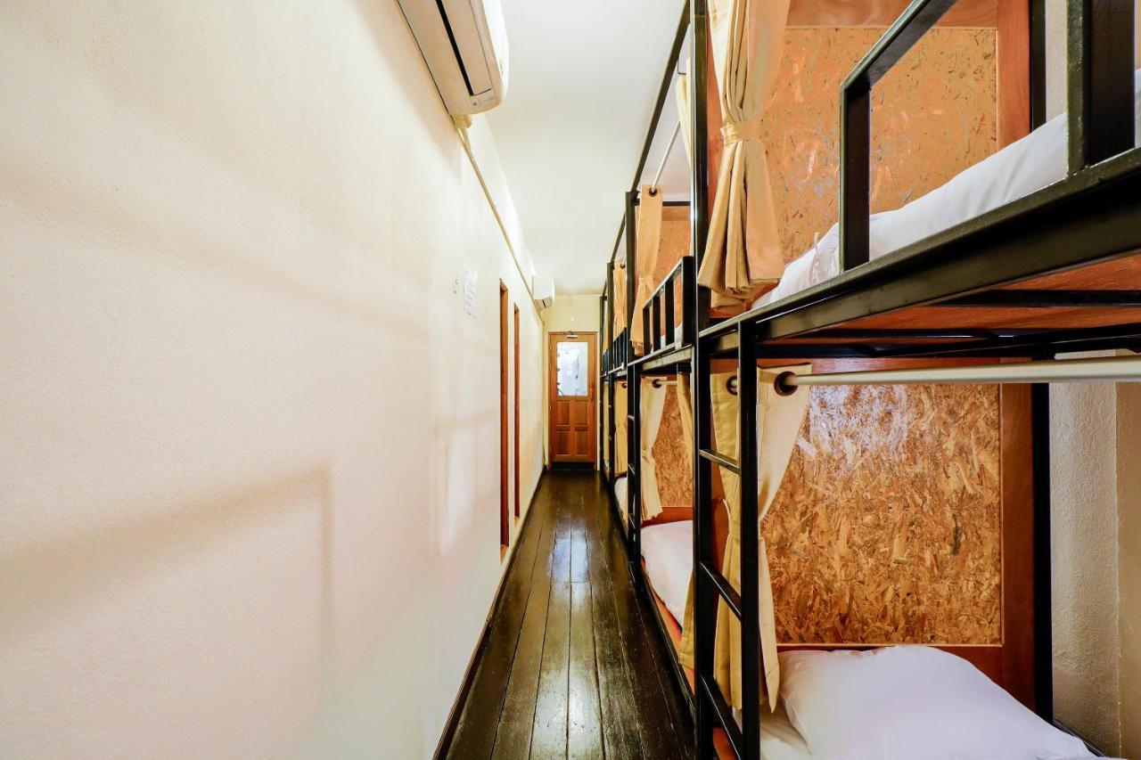 My Space Hostel Чиангмай Екстериор снимка